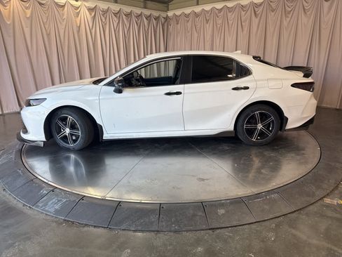 Used 2023 Toyota Camry LE image 8