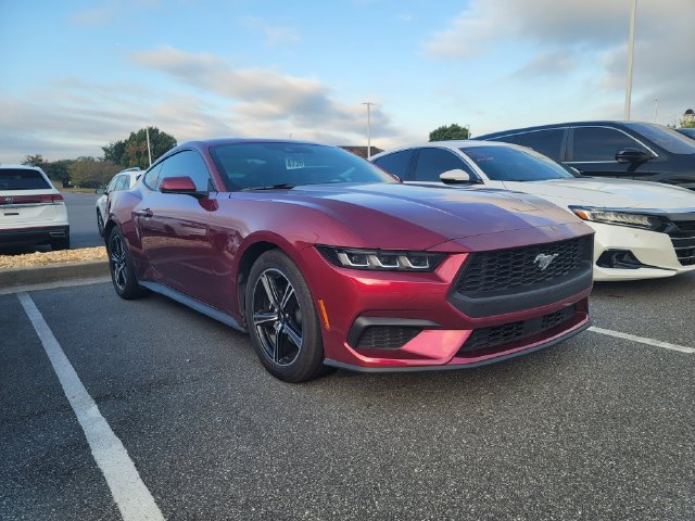 Used 2025 Ford Mustang Premium RWD image 3