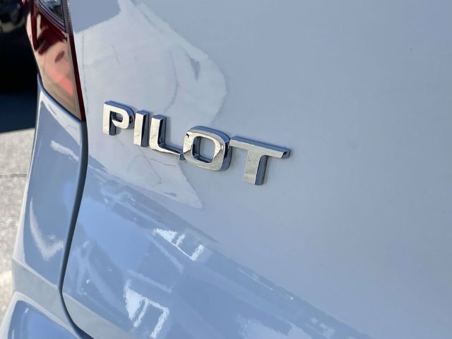 Used 2022 Honda Pilot Special Edition image 13