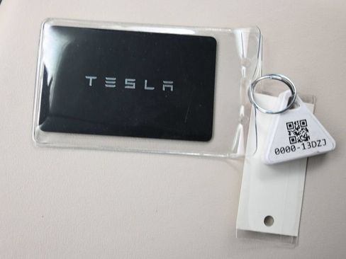 Used 2023 Tesla Model X AWD/4WD image 35