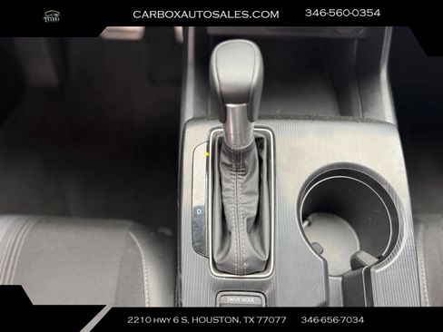 Used 2025 Honda Civic Sport image 16