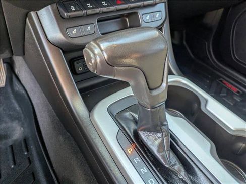 Used 2019 Chevrolet Colorado ZR2 image 11