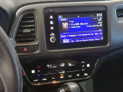 Used 2019 Honda HR-V EX-L image 31