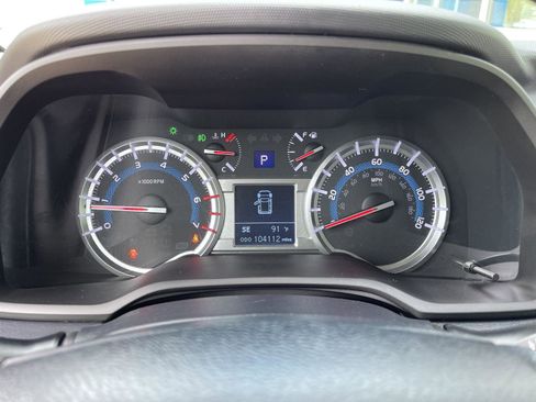 Used 2017 Toyota 4Runner SR5 AWD/4WD image 20