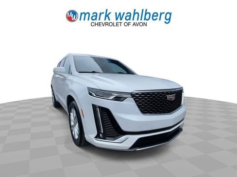 Certified 2024 Cadillac XT6 Luxury w/ LPO, Floor Liner Package AWD/4WD image 2