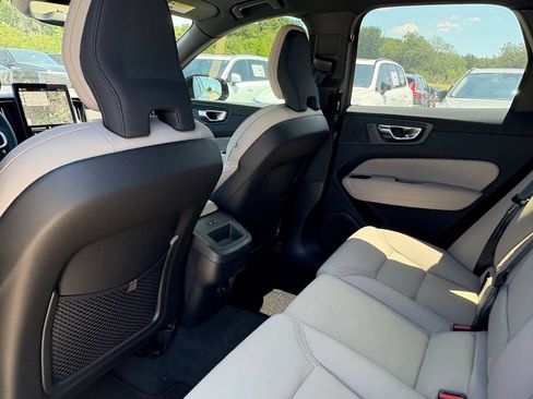 New 2026 Volvo XC60 B5 Plus w/ Protection Package Premier AWD/4WD image 20