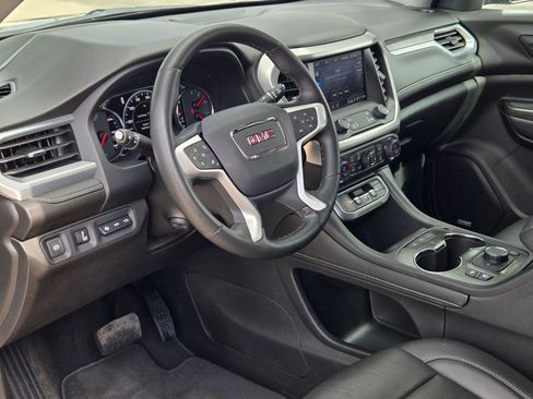 Used 2023 GMC Acadia SLT w/ Elevation Edition image 10