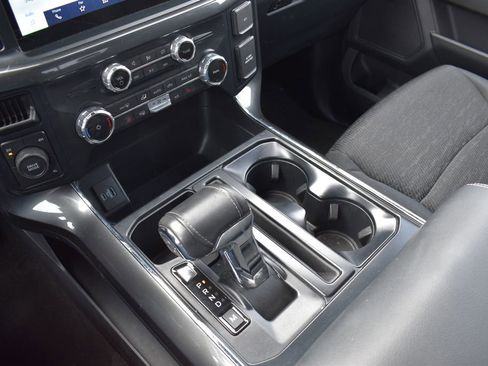 Certified 2022 Ford F150 XLT w/ Equipment Group 302A High image 13