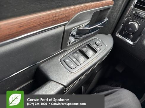 Used 2019 RAM 1500 Laramie RWD image 13