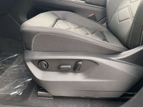 New 2026 Volkswagen Atlas Cross Sport SE image 16