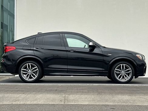 Used 2018 BMW X4 M40i AWD/4WD image 2