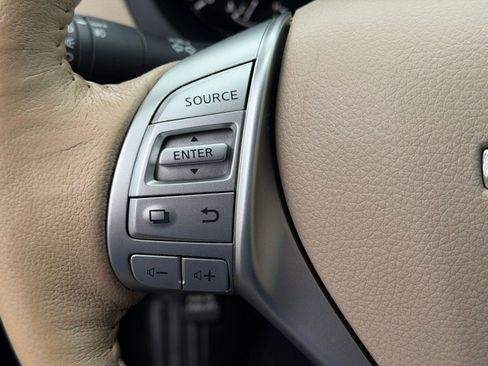 Used 2016 Nissan Altima 2.5 SL w/ Moonroof Package image 13