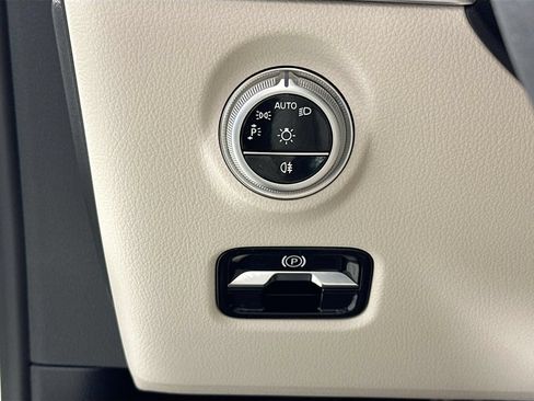 Certified 2026 Mercedes-Benz C 300 Sedan image 10