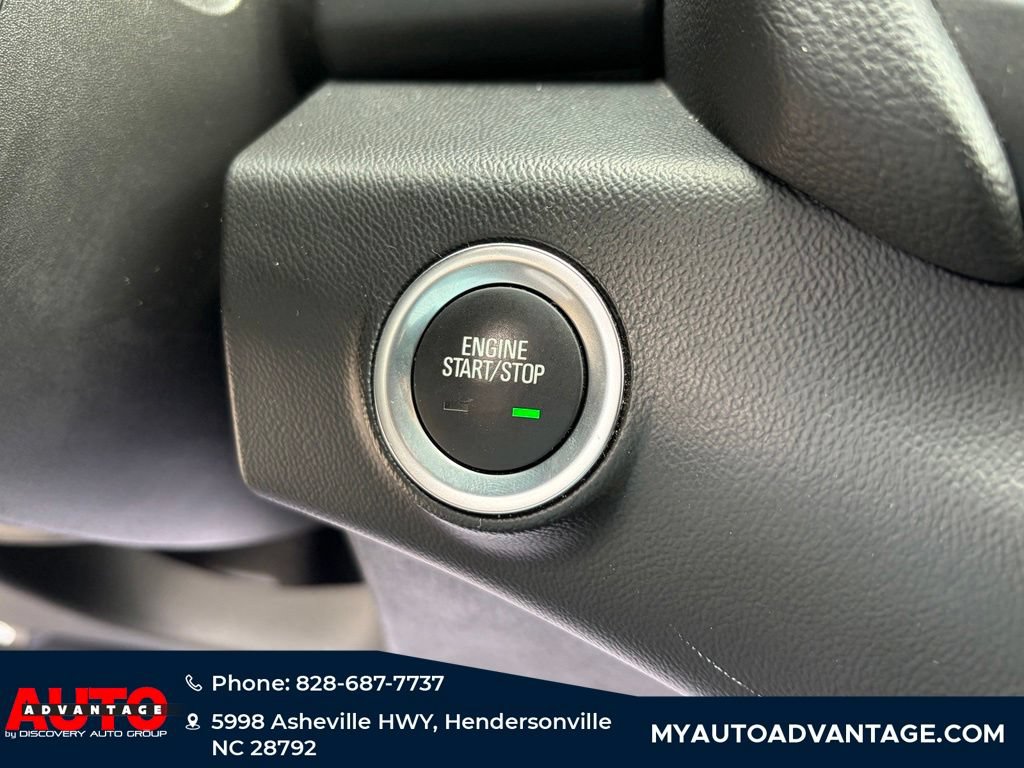 Used 2024 GMC Terrain SLT AWD/4WD image 10