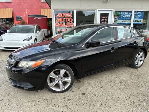 Used 2015 Acura ILX FWD image 4