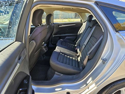 Used 2013 Ford Fusion SE image 7