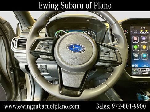 Used 2025 Subaru Forester Premium AWD/4WD image 11