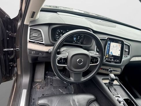 Used 2021 Volvo XC90 T6 Inscription AWD/4WD image 13
