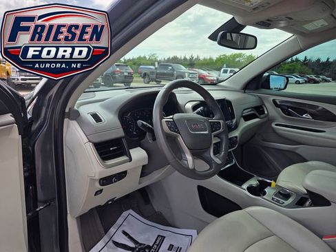 Used 2018 GMC Terrain Denali w/ Comfort Package AWD/4WD image 13