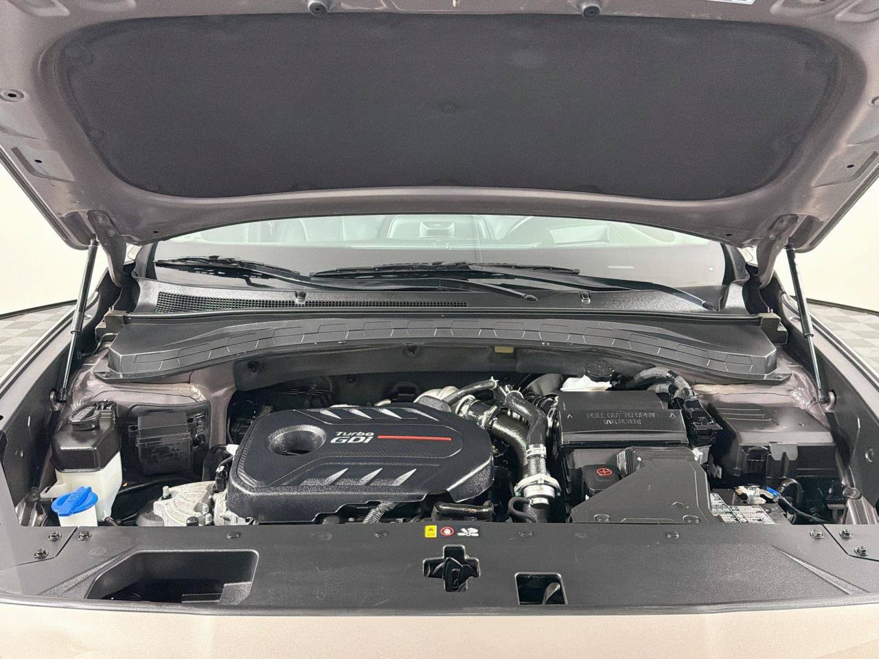 Used 2020 Hyundai Santa Fe Limited AWD/4WD image 43