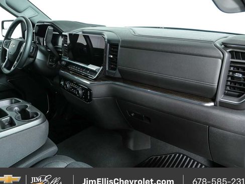 Used 2024 Chevrolet Silverado 1500 LT AWD/4WD image 21