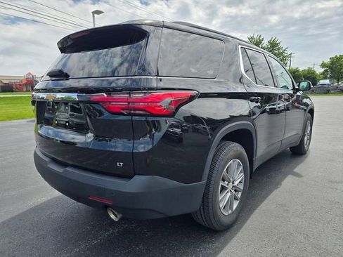 Used 2023 Chevrolet Traverse LT AWD/4WD image 5