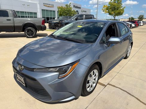 Used 2024 Toyota Corolla LE FWD image 9