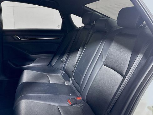 Used 2018 Honda Accord Sport image 20