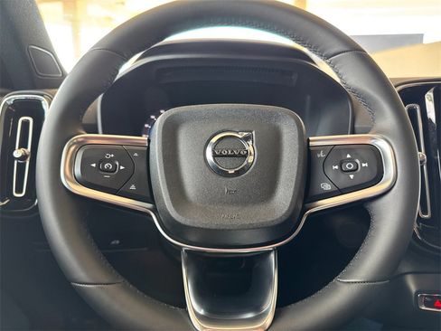 Certified 2023 Volvo C40 P8 Recharge Ultimate image 22