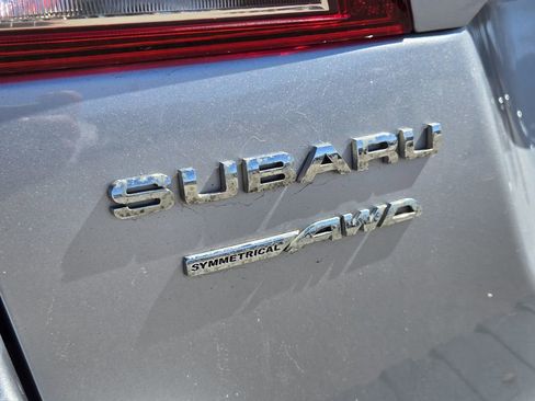 Used 2018 Subaru Outback 3.6R Limited image 13