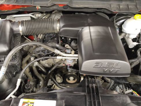 Used 2023 RAM 1500 Classic SLT w/ Trailer & Traction Group AWD/4WD image 30