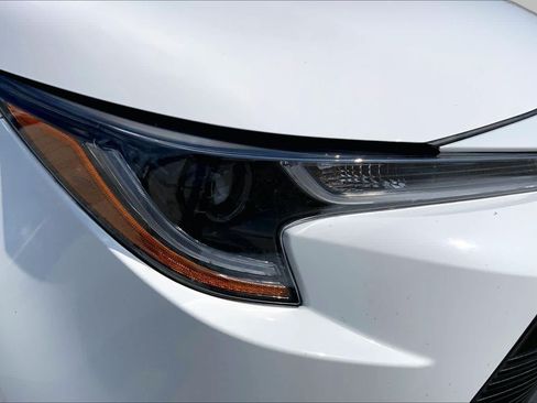 Used 2026 Toyota Corolla LE FWD image 27