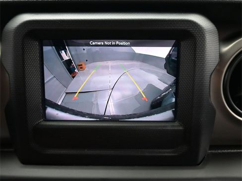 Used 2021 Jeep Wrangler Unlimited Sport image 17