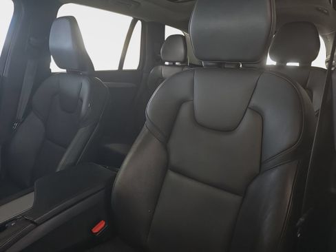 Used 2023 Volvo XC90 B5 Core AWD/4WD image 17
