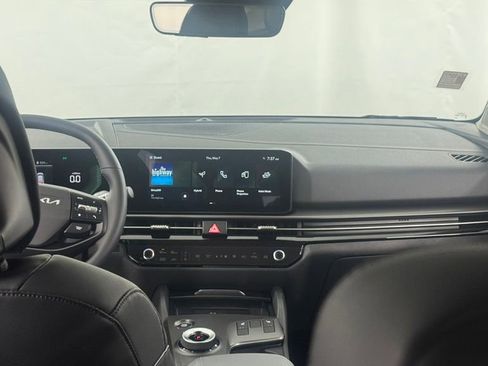New 2026 Kia Sportage EX AWD/4WD image 16