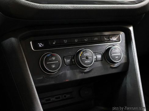 Used 2019 Volkswagen Tiguan SE AWD/4WD image 21