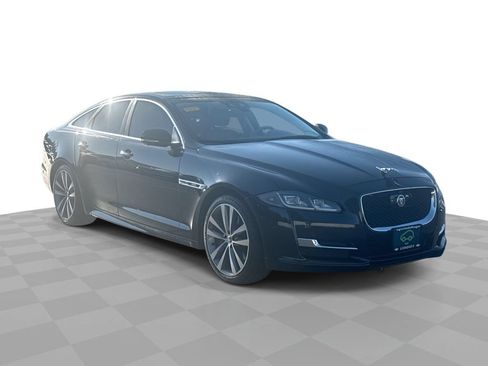 Used 2018 Jaguar XJ R-Sport RWD image 1