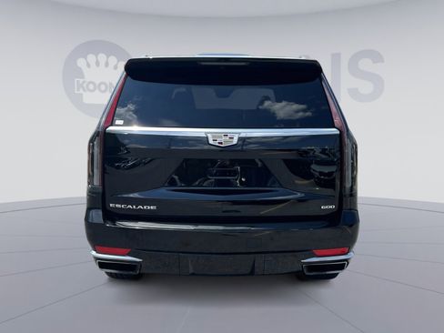 Used 2024 Cadillac Escalade Premium Luxury w/ Performance Package AWD/4WD image 5