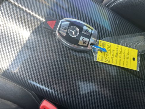 Used 2014 Mercedes-Benz E 350 4MATIC Sedan image 34