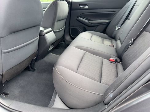 Used 2021 Nissan Altima 2.5 SV FWD image 17