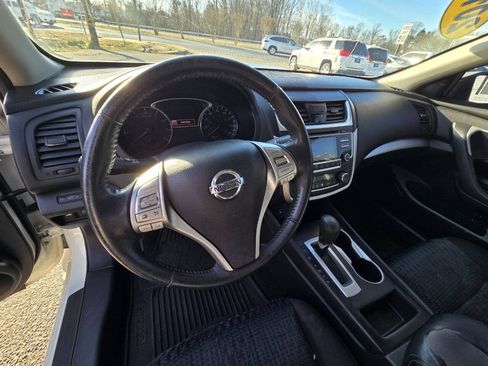 Used 2016 Nissan Altima 2.5 SV FWD image 20