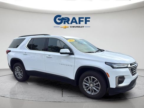 Used 2023 Chevrolet Traverse LT AWD/4WD image 10