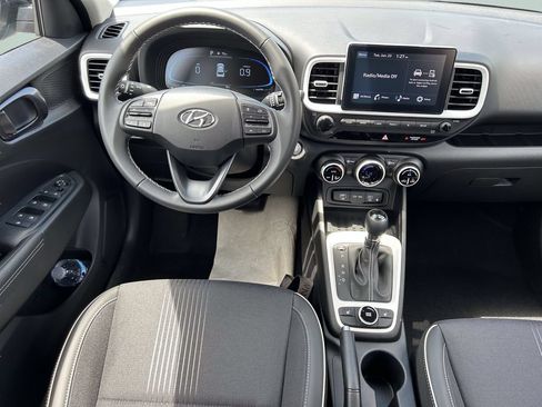 New 2026 Hyundai Venue SEL FWD image 16