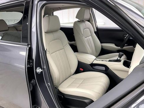 Certified 2026 Honda HR-V EX-L image 7