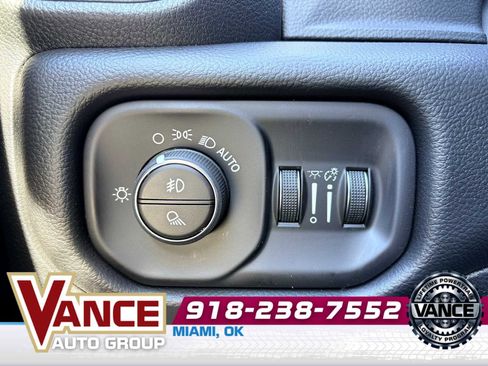New 2026 RAM 1500 Big Horn AWD/4WD image 33