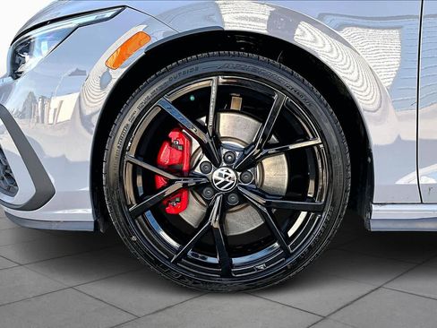 Used 2024 Volkswagen GTI SE w/ MDO Package image 13