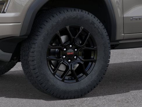 New 2026 GMC Canyon AT4 w/ Technology Plus Package AWD/4WD image 9