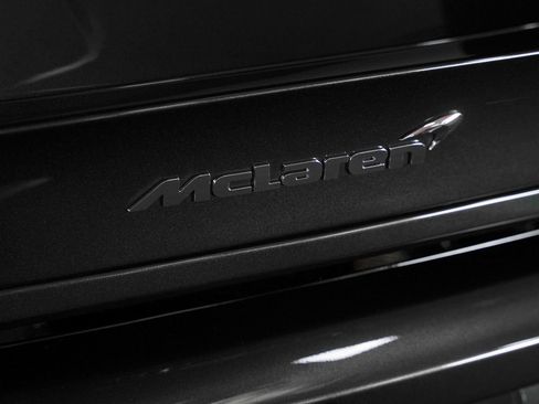 Used 2020 McLaren 620R image 28