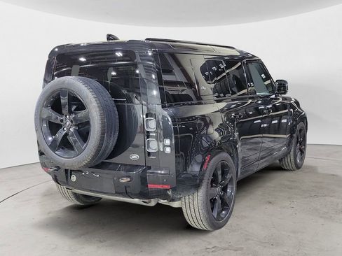 Used 2022 Land Rover Defender 110 X image 5