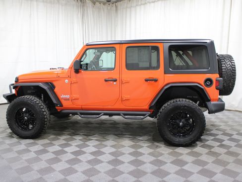 Used 2019 Jeep Wrangler Unlimited Sport S image 33